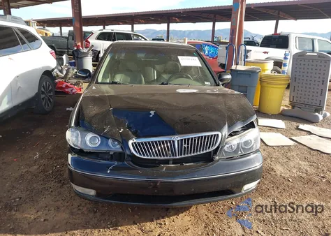 2001 Infiniti I30 Luxury z USA, uszkodzony, nr VIN JNKCA31A21T026620